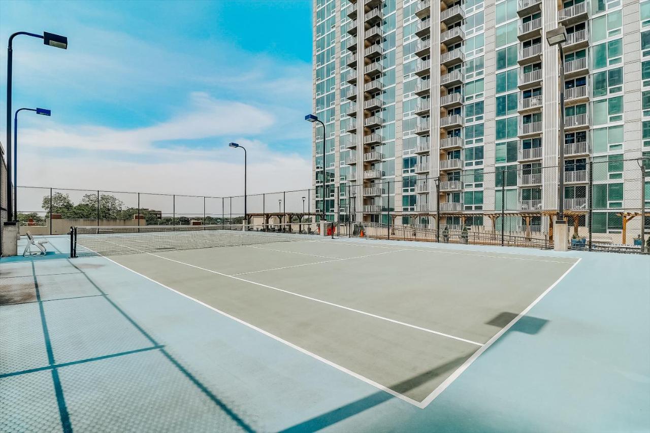 Frontdesk Skyhouse Apts Uptown Charlotte Apartment Luaran gambar