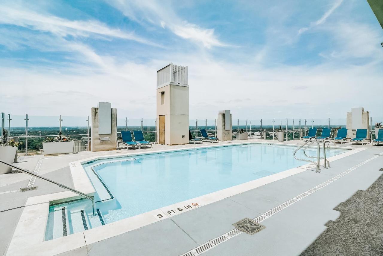 Frontdesk Skyhouse Apts Uptown Charlotte Apartment Luaran gambar